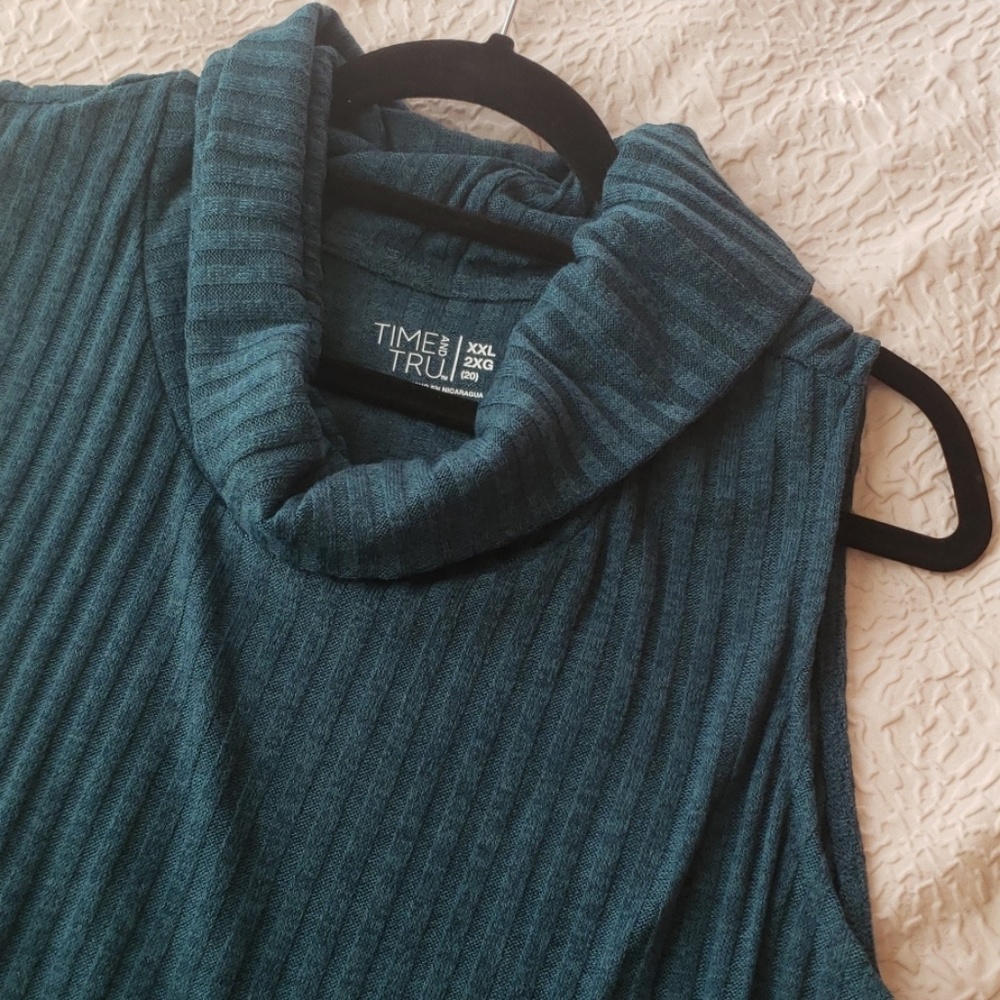 NWOT Cowl Neck Selveeless Top